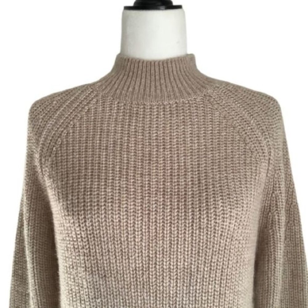 CALVIN KLEIN MOCK NECK SWEATER SIZE SMALL
